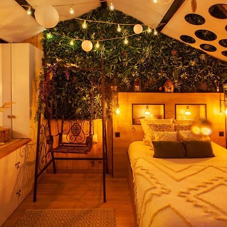 Love Room Romantique Les Petits Plaisirs Анже Экстерьер фото